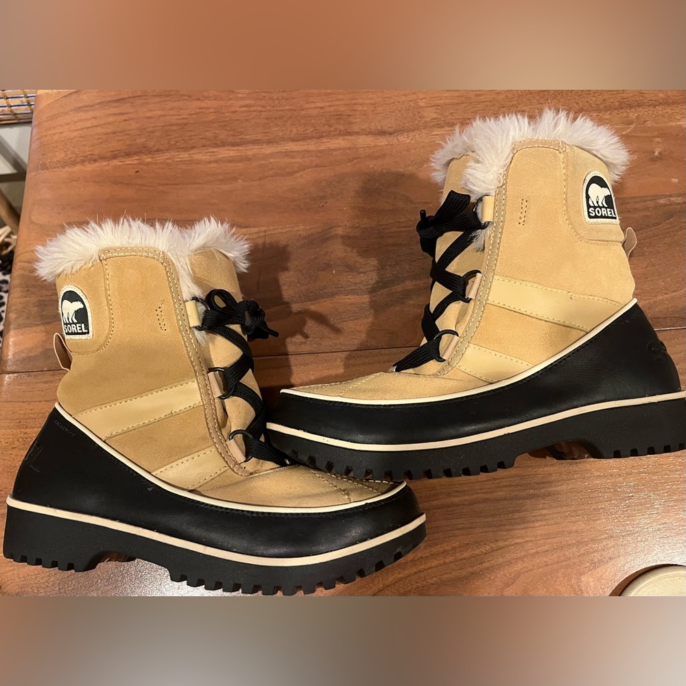 Sorel Tivoli III Boots
